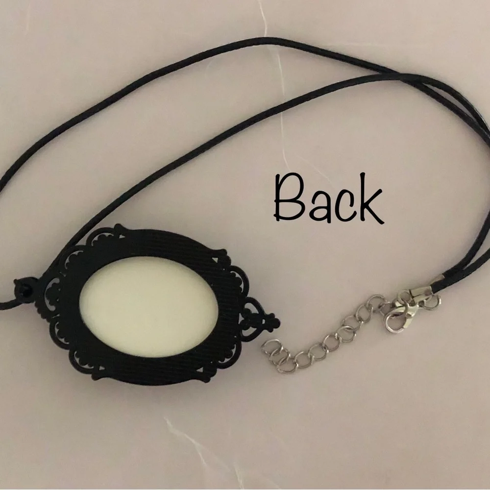 NWT Black Cat Silhouette Pendant Necklace - Classic Cat Jewelry